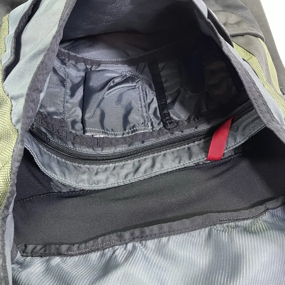 Timbuk Messenger Bag Multi Pockets Shoulder Strap Green Orange Commute Office
